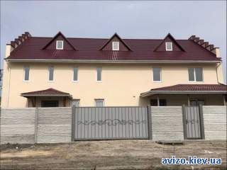 796880 довгострокова оренда 8-к будинок Київ, Деснянський, 1800 $/міс.