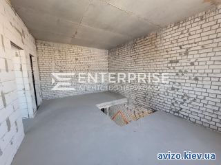 Продается <a class='adt__geo' href='/nerukhomist/prodazh-kvartyr-budynkiv/kvartyry/kyivska-oblast/q-3-кімнатні/'>3 кімнати</a>-комнатная квартира, Гатное