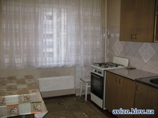 Сдается <a class='adt__geo' href='/nerukhomist/orenda-kvartyr-budynkiv/kvartyry/kyiv-misto/q-1-кімнатні/'>1 кімната</a>-комнатная квартира