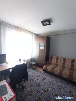 Продаю <a class='adt__geo' href='/nerukhomist/prodazh-kvartyr-budynkiv/kvartyry/kyiv-misto/q-1-кімнатні/'>1 кімната</a>-комнатную комнату