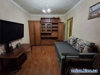 Сдам <a class='adt__geo' href='/nerukhomist/orenda-kvartyr-budynkiv/kvartyry/kyiv-misto/q-1-кімнатні/'>1 кімната</a>-комнатную квартиру, ст.м. Левобережная