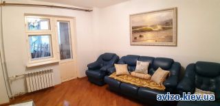 Аренда <a class='adt__geo' href='/nerukhomist/orenda-kvartyr-budynkiv/kvartyry/kyiv-misto/q-3-кімнатні/'>3 кімнати</a>-комнатной квартиры, ст.м. Житомирская