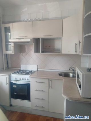 Сдается <a class='adt__geo' href='/nerukhomist/orenda-kvartyr-budynkiv/kvartyry/kyiv-misto/q-1-кімнатні/'>1 кімната</a>-комнатная квартира, ст.м. Минская
