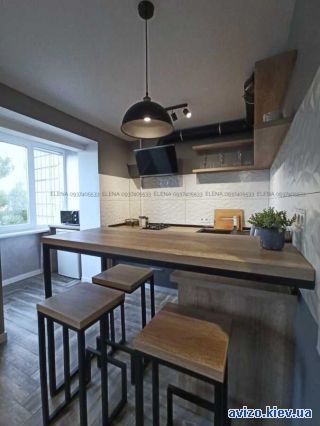 Сдаю посуточно <a class='adt__geo' href='/nerukhomist/podobova-orenda-kvartyr-budynkiv/kvartyry/kyiv-misto/q-1-кімнатні/'>1 кімната</a>-комнатную квартиру
