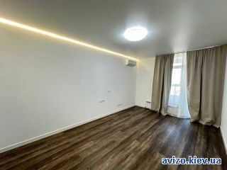 Сдаю <a class='adt__geo' href='/nerukhomist/orenda-kvartyr-budynkiv/kvartyry/kyiv-misto/q-3-кімнатні/'>3 кімнати</a>-комнатную квартиру
