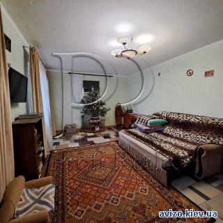 Продаю <a class='adt__geo' href='/nerukhomist/prodazh-kvartyr-budynkiv/kvartyry/kyiv-misto/q-3-кімнатні/'>3 кімнати</a>-комнатную квартиру, ст.м. Позняки
