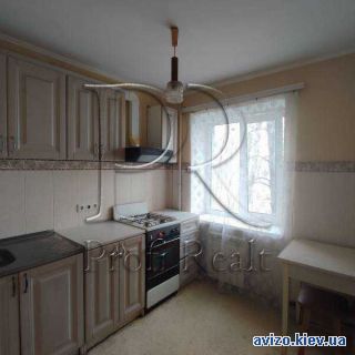 Продажа <a class='adt__geo' href='/nerukhomist/prodazh-kvartyr-budynkiv/kvartyry/kyiv-misto/q-1-кімнатні/'>1 кімната</a>-комнатной квартиры, ст.м. Дарница