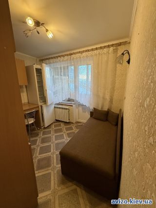 Аренда <a class='adt__geo' href='/nerukhomist/orenda-kvartyr-budynkiv/kimnaty/kyiv-misto/q-1-кімнатні/'>1 кімната</a>-комнатной квартиры