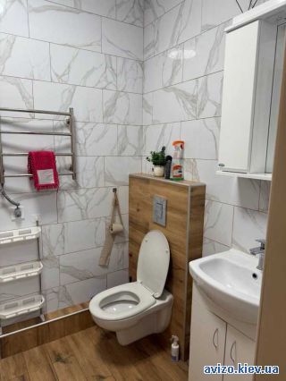 Аренда <a class='adt__geo' href='/nerukhomist/orenda-kvartyr-budynkiv/kvartyry/kyiv-misto/q-1-кімнатні/'>1 кімната</a>-комнатной квартиры
