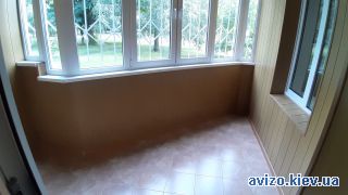 Продажа <a class='adt__geo' href='/nerukhomist/prodazh-kvartyr-budynkiv/kvartyry/kyiv-misto/q-3-кімнатні/'>3 кімнати</a>-комнатной квартиры
