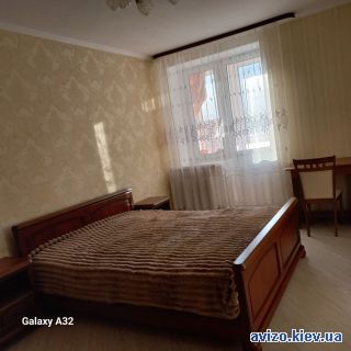 Аренда <a class='adt__geo' href='/nerukhomist/orenda-kvartyr-budynkiv/kvartyry/kyiv-misto/q-1-кімнатні/'>1 кімната</a>-комнатной квартиры