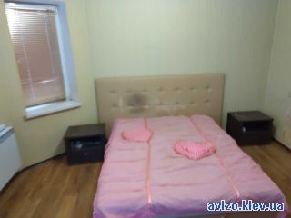 Аренда <a class='adt__geo' href='/nerukhomist/orenda-kvartyr-budynkiv/kimnaty/kyiv-misto/q-3-кімнатні/'>3 кімнати</a>-комнатной квартиры