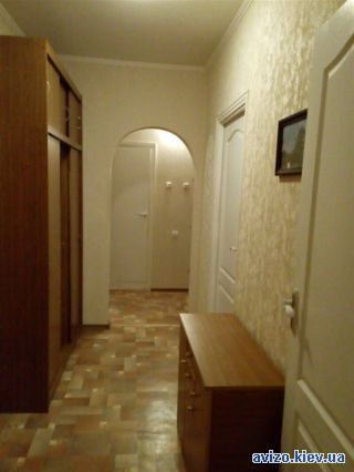 Сдается <a class='adt__geo' href='/nerukhomist/orenda-kvartyr-budynkiv/kvartyry/kyiv-misto/q-2-кімнатні/'>2 кімнати</a>-комнатная квартира