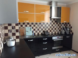Аренда <a class='adt__geo' href='/nerukhomist/orenda-kvartyr-budynkiv/kvartyry/kyiv-misto/q-2-кімнатні/'>2 кімнати</a>-комнатной квартиры, ст.м. Выставочный центр