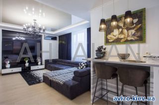 Аренда <a class='adt__geo' href='/nerukhomist/orenda-kvartyr-budynkiv/kvartyry/kyiv-misto/q-3-кімнатні/'>3 кімнати</a>-комнатной квартиры, ст.м. Ипподром