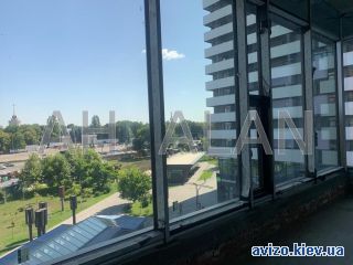 Сдаю офисное помещение, ст.м. Выставочный центр