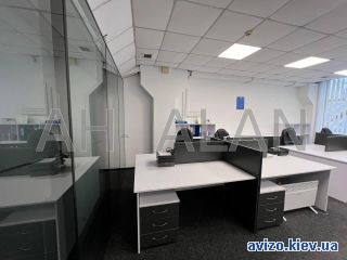 Аренда офисного помещения, ст.м. Дорогожичи