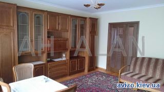 Сдаю <a class='adt__geo' href='/nerukhomist/orenda-kvartyr-budynkiv/kvartyry/kyiv-misto/q-3-кімнатні/'>3 кімнати</a>-комнатную квартиру