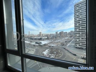 Продам <a class='adt__geo' href='/nerukhomist/prodazh-kvartyr-budynkiv/kvartyry/kyiv-misto/q-3-кімнатні/'>3 кімнати</a>-комнатную квартиру
