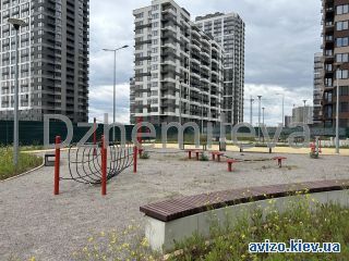 Продаю <a class='adt__geo' href='/nerukhomist/prodazh-kvartyr-budynkiv/kvartyry/kyiv-misto/q-3-кімнатні/'>3 кімнати</a>-комнатную квартиру