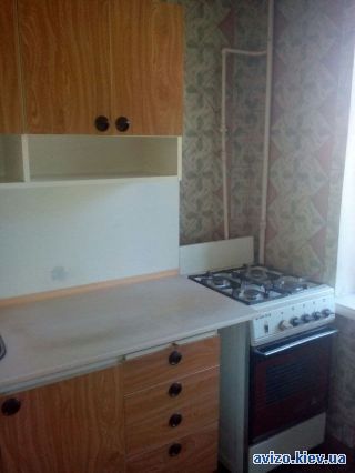 Продажа <a class='adt__geo' href='/nerukhomist/prodazh-kvartyr-budynkiv/kvartyry/kyiv-misto/q-3-кімнатні/'>3 кімнати</a>-комнатной квартиры, ст.м. Черниговская