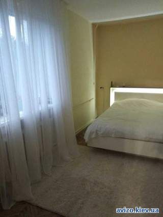 1000086 продаж 2-к квартира Київ, Печерський, 75700 $