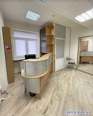 Аренда офиса 140 м² с отдельным входом, Коновальца 32Б, метро Печерска