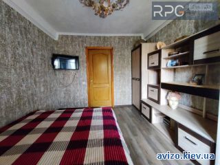 2 Кімнатна метро Чернігівська Юності