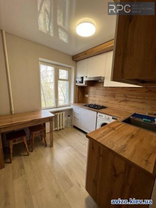 Продаю <a class='adt__geo' href='/nerukhomist/prodazh-kvartyr-budynkiv/kvartyry/kyiv-misto/q-1-кімнатні/'>1 кімната</a>-комнатную квартиру