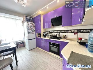Продается <a class='adt__geo' href='/nerukhomist/prodazh-kvartyr-budynkiv/kvartyry/kyivska-oblast/q-1-кімнатні/'>1 кімната</a>-комнатная квартира, Софиевская Борщаговка