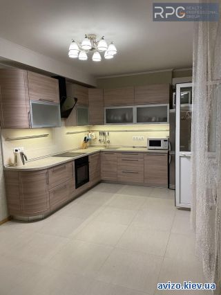 <a class='adt__geo' href='/nerukhomist/prodazh-kvartyr-budynkiv/kvartyry/kyiv-misto/q-2-кімнатні/'>2 кімнати</a>-комнатная квартира, ст.м. Ипподром