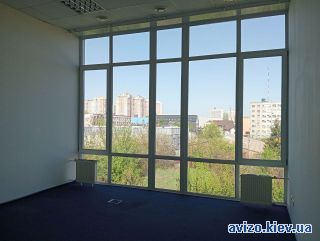 Сдается офисное помещение, ст.м. Лесная