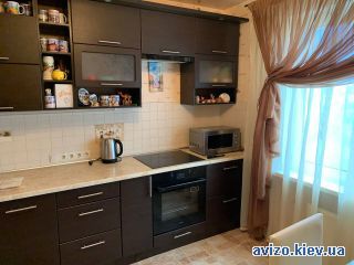 Продажа <a class='adt__geo' href='/nerukhomist/prodazh-kvartyr-budynkiv/kvartyry/kyiv-misto/q-3-кімнатні/'>3 кімнати</a>-комнатной квартиры, ст.м. Позняки