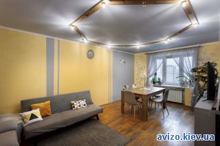 Продажа <a class='adt__geo' href='/nerukhomist/prodazh-kvartyr-budynkiv/kvartyry/kyiv-misto/q-багатокімнатні/'>5 кімнат</a>-комнатной квартиры, ст.м. Святошино