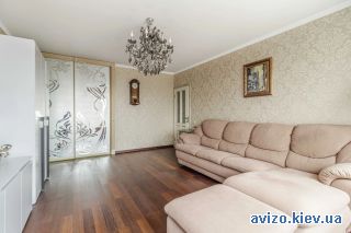 <a class='adt__geo' href='/nerukhomist/prodazh-kvartyr-budynkiv/kvartyry/kyiv-misto/q-1-кімнатні/'>1 кімната</a>-комнатная квартира, ст.м. Демиевская