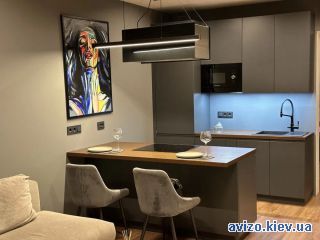 Продается <a class='adt__geo' href='/nerukhomist/prodazh-kvartyr-budynkiv/kvartyry/kyiv-misto/q-1-кімнатні/'>1 кімната</a>-комнатная квартира, ст.м. Васильковская