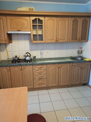 Сдам <a class='adt__geo' href='/nerukhomist/orenda-kvartyr-budynkiv/kvartyry/kyiv-misto/q-1-кімнатні/'>1 кімната</a>-комнатную квартиру, ст.м. Бориспольская