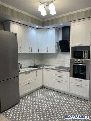 Сдается <a class='adt__geo' href='/nerukhomist/orenda-kvartyr-budynkiv/kvartyry/kyiv-misto/q-2-кімнатні/'>2 кімнати</a>-комнатная квартира, ст.м. Осокорки