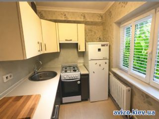 Продажа <a class='adt__geo' href='/nerukhomist/prodazh-kvartyr-budynkiv/kvartyry/kyiv-misto/q-1-кімнатні/'>1 кімната</a>-комнатной квартиры, ст.м. Лесная