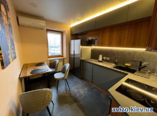 Аренда <a class='adt__geo' href='/nerukhomist/orenda-kvartyr-budynkiv/kvartyry/kyiv-misto/q-2-кімнатні/'>2 кімнати</a>-комнатной квартиры, ст.м. Осокорки