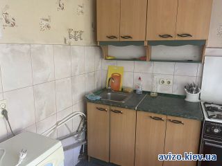 Сдам <a class='adt__geo' href='/nerukhomist/orenda-kvartyr-budynkiv/kvartyry/kyiv-misto/q-2-кімнатні/'>2 кімнати</a>-комнатную квартиру, ст.м. Черниговская