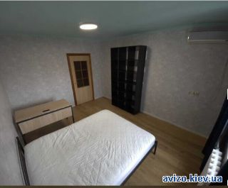 <a class='adt__geo' href='/nerukhomist/prodazh-kvartyr-budynkiv/kvartyry/kyiv-misto/q-2-кімнатні/'>2 кімнати</a>-комнатная квартира, ст.м. Позняки