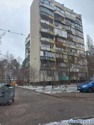 <a class='adt__geo' href='/nerukhomist/prodazh-kvartyr-budynkiv/kvartyry/kyiv-misto/q-1-кімнатні/'>1 кімната</a>-комнатная квартира, ст.м. Харьковская