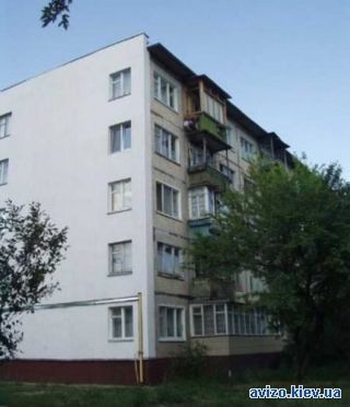 <a class='adt__geo' href='/nerukhomist/prodazh-kvartyr-budynkiv/kvartyry/kyiv-misto/q-2-кімнатні/'>2 кімнати</a>-комнатная квартира, ст.м. Черниговская