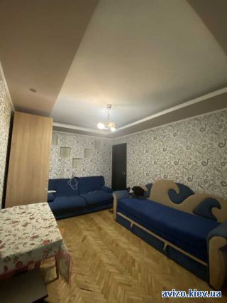 Продам <a class='adt__geo' href='/nerukhomist/prodazh-kvartyr-budynkiv/kvartyry/kyiv-misto/q-3-кімнатні/'>3 кімнати</a>-комнатную квартиру, ст.м. Дарница