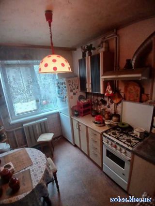 Продается <a class='adt__geo' href='/nerukhomist/prodazh-kvartyr-budynkiv/kvartyry/kyiv-misto/q-3-кімнатні/'>3 кімнати</a>-комнатная квартира, ст.м. Дарница