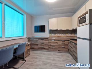 Продается <a class='adt__geo' href='/nerukhomist/prodazh-kvartyr-budynkiv/kvartyry/kyiv-misto/q-1-кімнатні/'>1 кімната</a>-комнатная квартира, ст.м. Васильковская