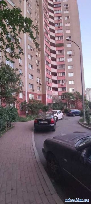 Сдам <a class='adt__geo' href='/nerukhomist/orenda-kvartyr-budynkiv/kvartyry/kyiv-misto/q-2-кімнатні/'>2 кімнати</a>-комнатную квартиру