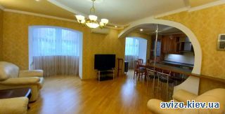 Продам <a class='adt__geo' href='/nerukhomist/prodazh-kvartyr-budynkiv/kvartyry/kyiv-misto/q-3-кімнатні/'>3 кімнати</a>-комнатную квартиру, ст.м. Минская
