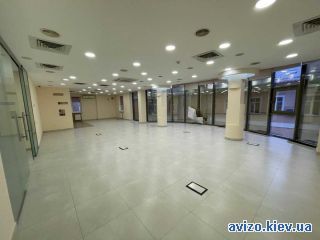 Продам офисное помещение, ст.м. Дворец Спорта